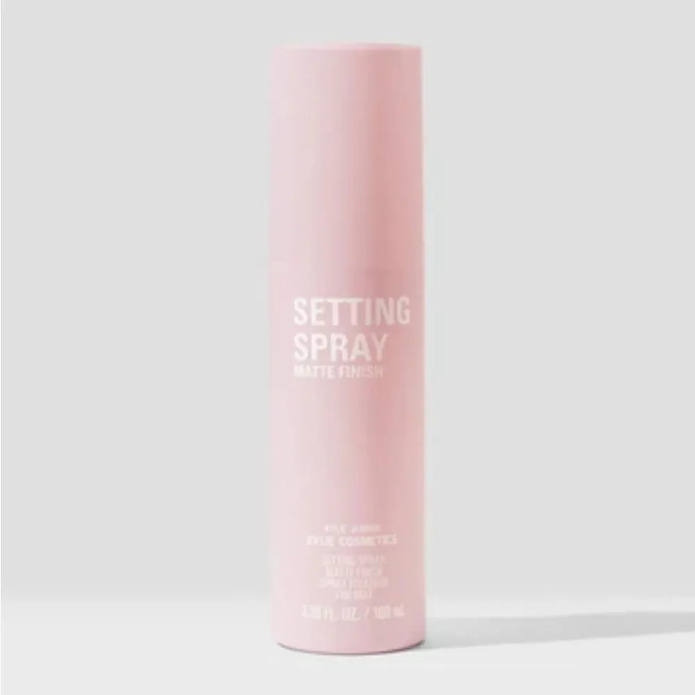 Kylie Cosmetics Setting Spray - Matte Finish